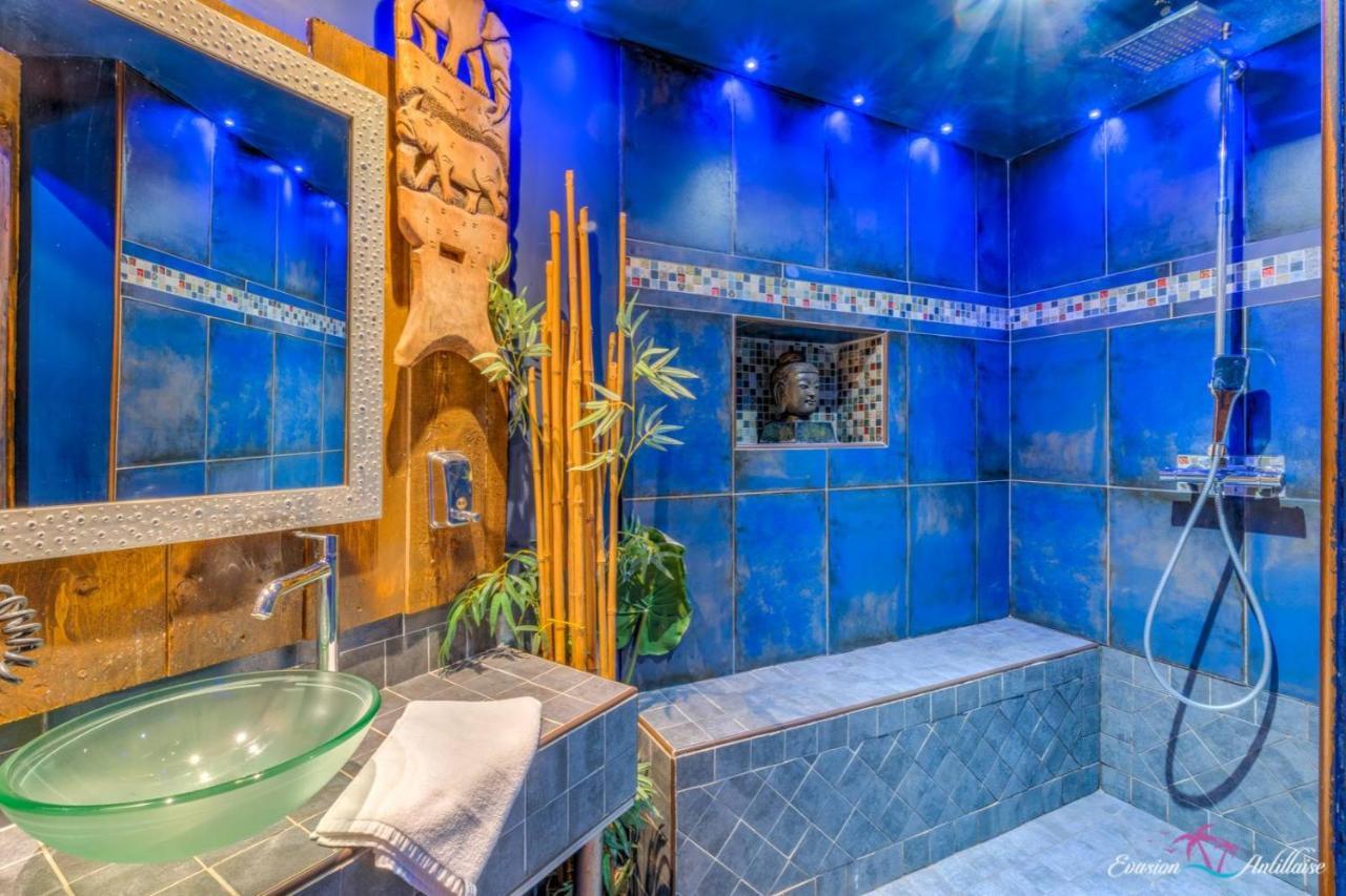 Evasion Antillaise Hotel Marseille Bagian luar foto