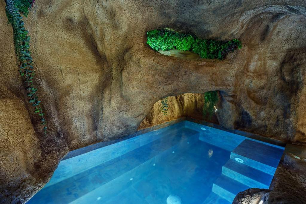 Evasion Antillaise Hotel Marseille Bagian luar foto