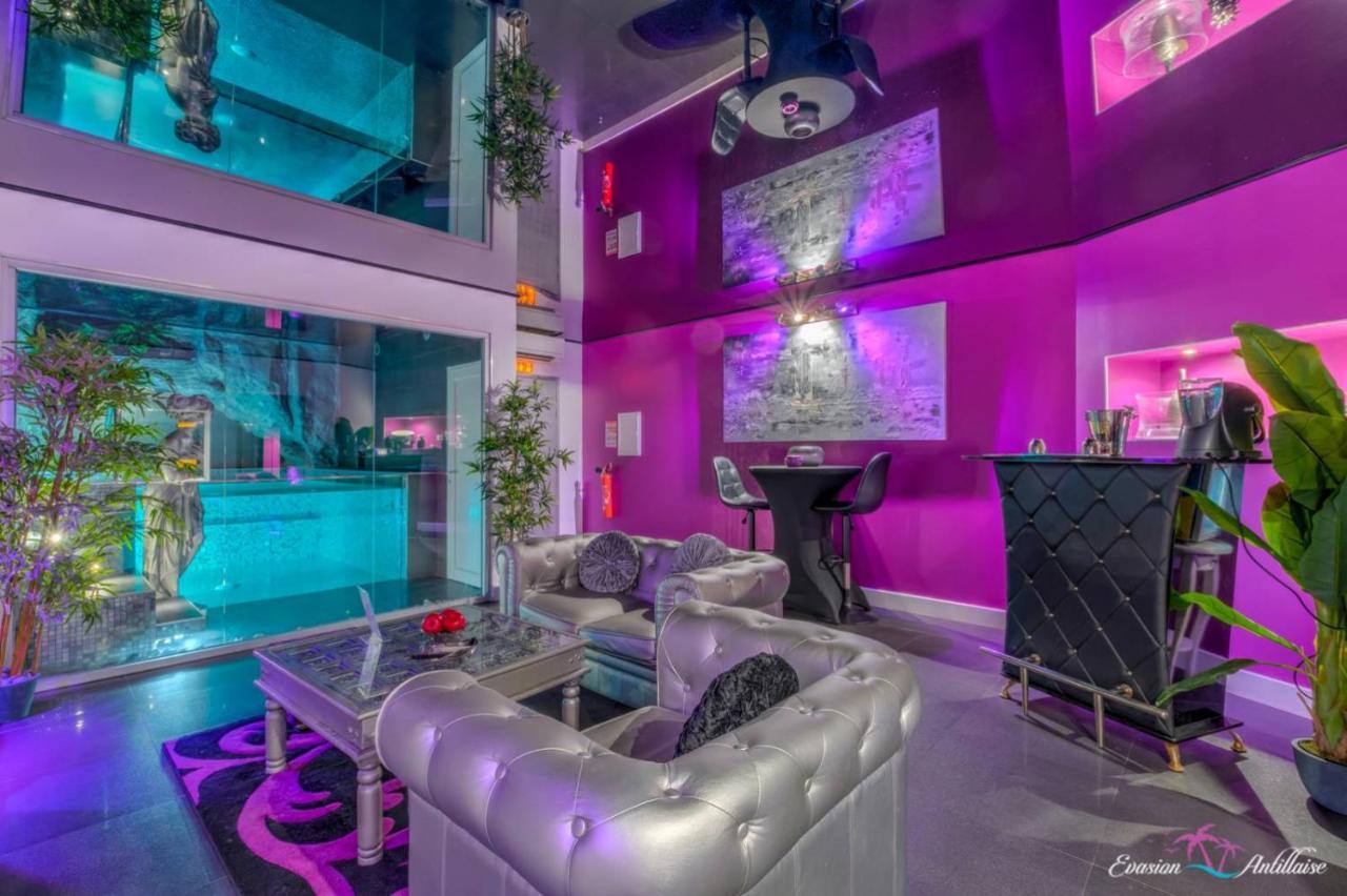 Evasion Antillaise Hotel Marseille Bagian luar foto